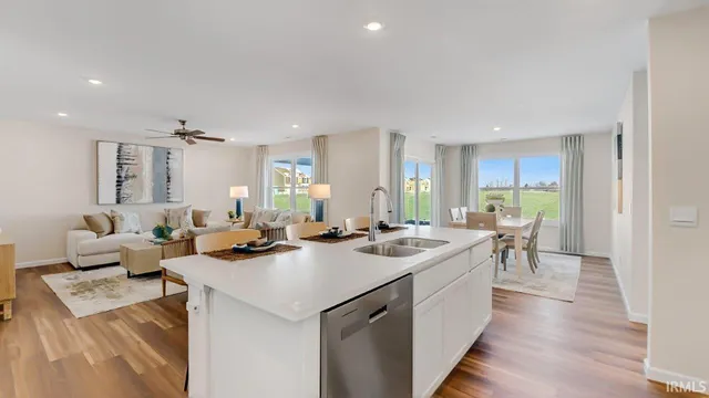 $354,677 | 1004 Butler Lake, Fort Wayne, IN 46818