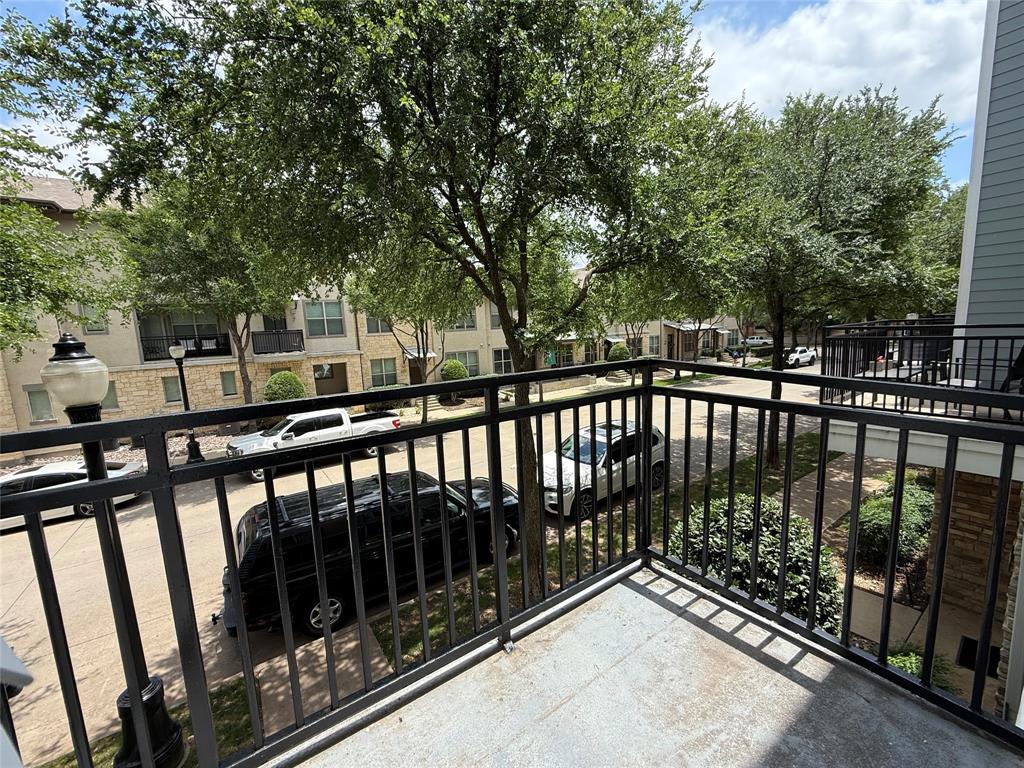 6740 Windhaven Parkway, Unit 5907 The Colony, TX 75056 - Photo 20 of 20 a view of a balcony