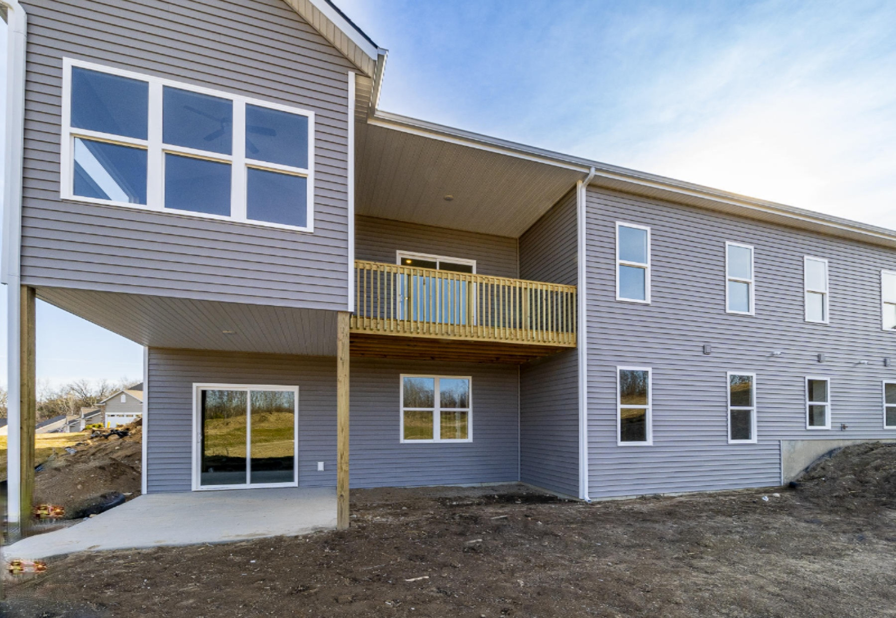 1522 Ctr Hl Road, Unit 1 Lowell, MI 49331 - Photo 3 of 23 Back picture