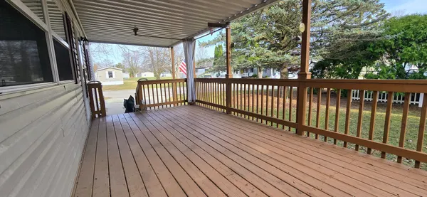 $42,000 | 601 Lindenwood Drive, Belvidere, IL 61008