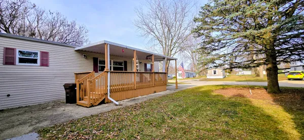 $42,000 | 601 Lindenwood Drive, Belvidere, IL 61008