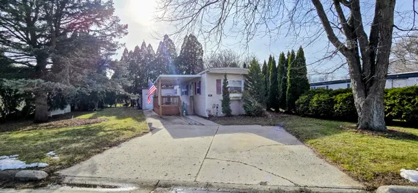 $42,000 | 601 Lindenwood Drive, Belvidere, IL 61008