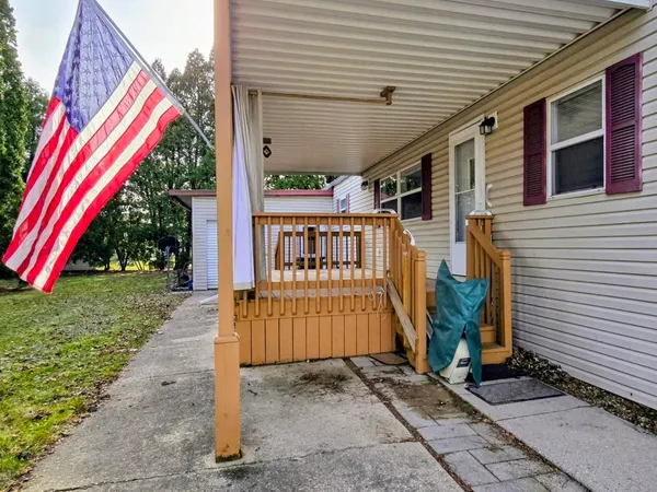 $42,000 | 601 Lindenwood Drive, Belvidere, IL 61008