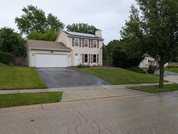 $350,000 | 461 Candlewood Court, Algonquin, IL 60102