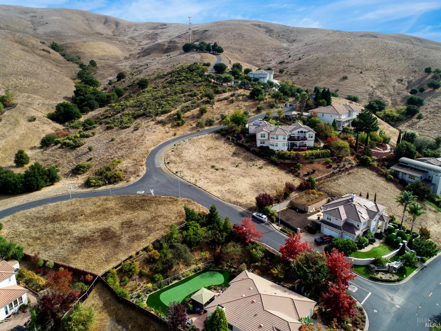 2302 Broadleigh Place Vallejo, CA 94591 - Photo 2 of 43