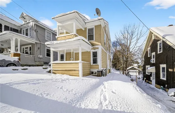 $2,100 | 162 Reed Avenue, Syracuse, NY 13207