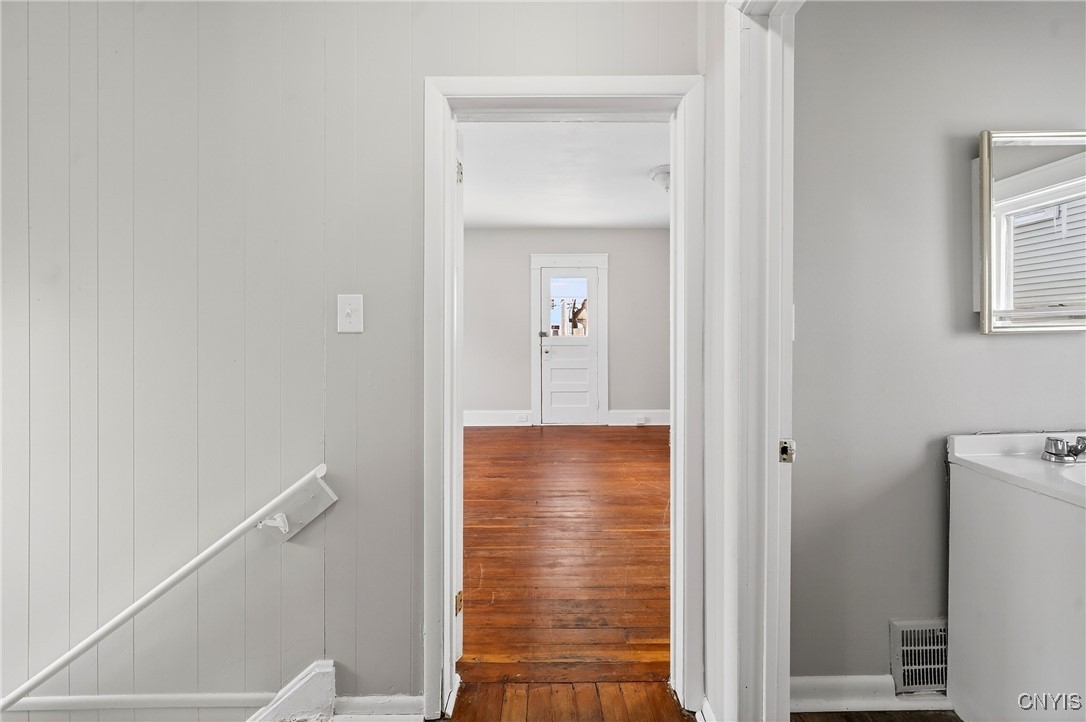 162 Reed Avenue Syracuse, NY 13207 - Photo 30 of 33