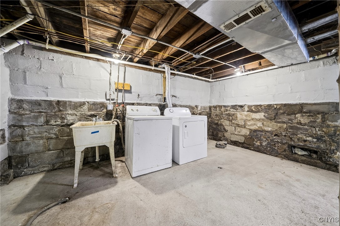 162 Reed Avenue Syracuse, NY 13207 - Photo 32 of 33