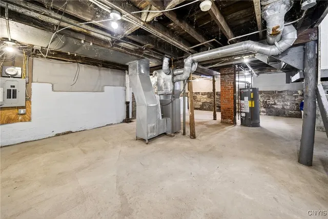 $2,300 | 162 Reed Avenue, Syracuse, NY 13207