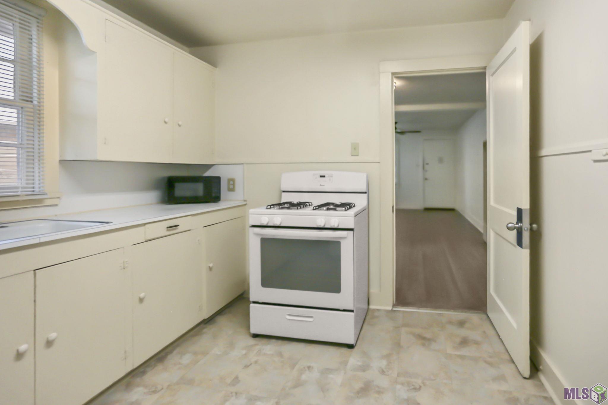 604 Moore Street Baton Rouge, LA 70806 - Photo 5 of 11