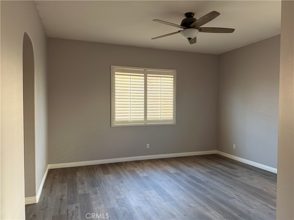12758 Royal Palm Lane Riverside, CA 92503 - Photo 15 of 27 Gallery Image 15