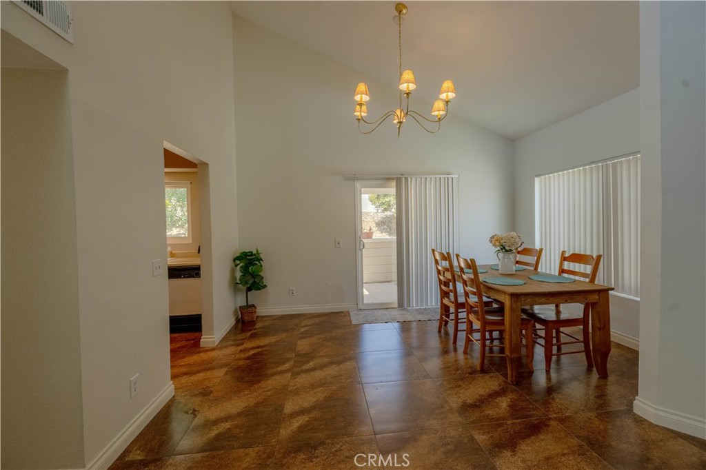 31371 The Old Road, Unit E Castaic, CA 91384 - Photo 6 of 23 Gallery Image 6