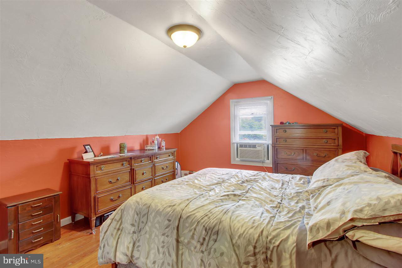 2070 Poplars Road York, PA 17408 - Photo 17 of 25 Gallery Image 17