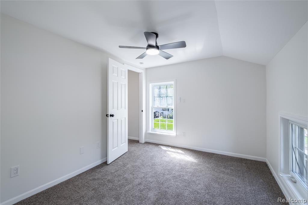 227 Emily Street Flushing, MI 48433 - Photo 21 of 32