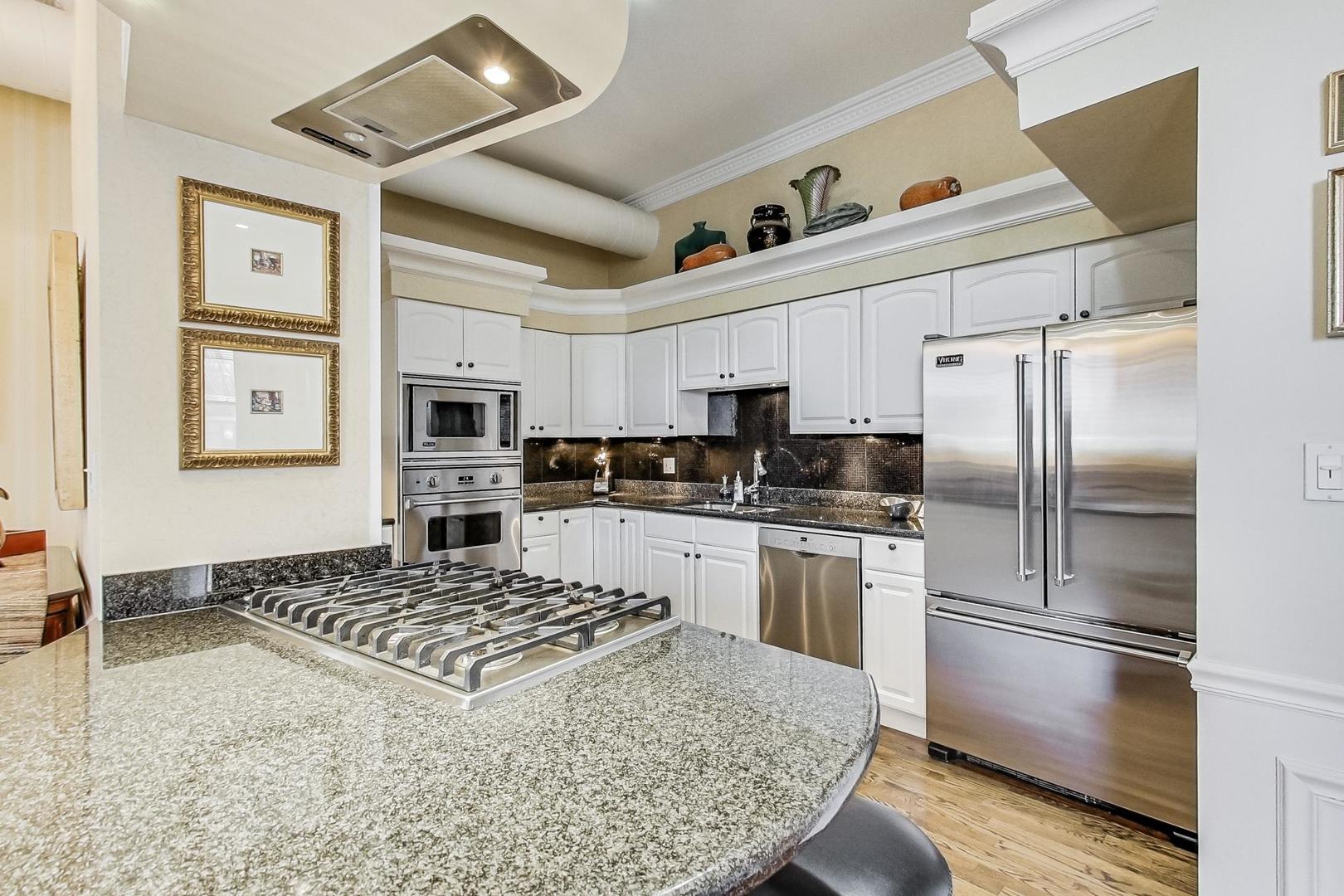 1016 West Madison Street, Unit 4S Chicago, IL 60607 - Photo 20 of 39