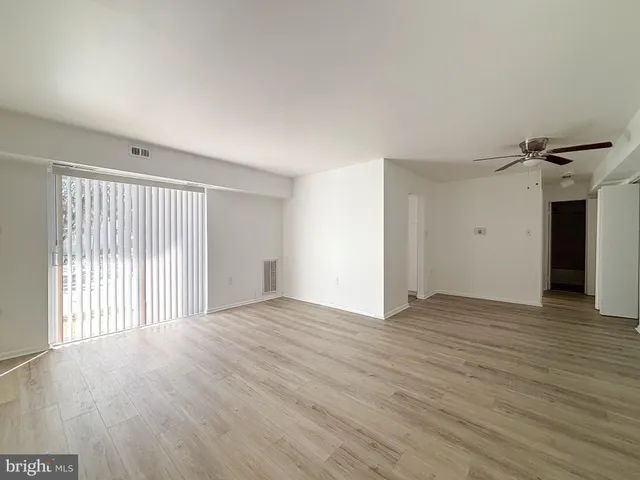 $1,300 | 11402 Cherry Hill Road, Unit 103, Beltsville, MD 20705