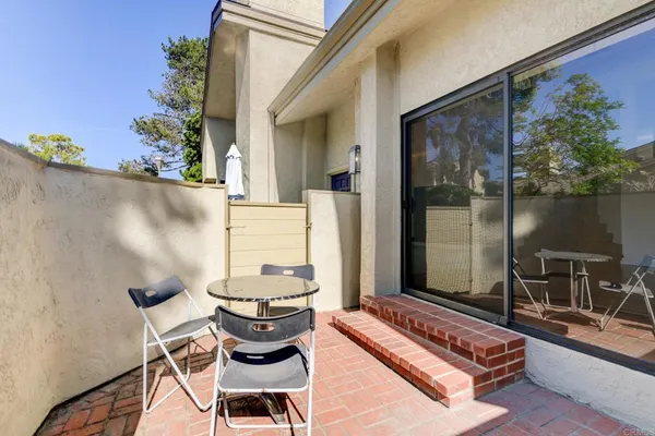 $5,000 | 3324 Caminito Eastbluff, Unit 161, La Jolla, CA 92037
