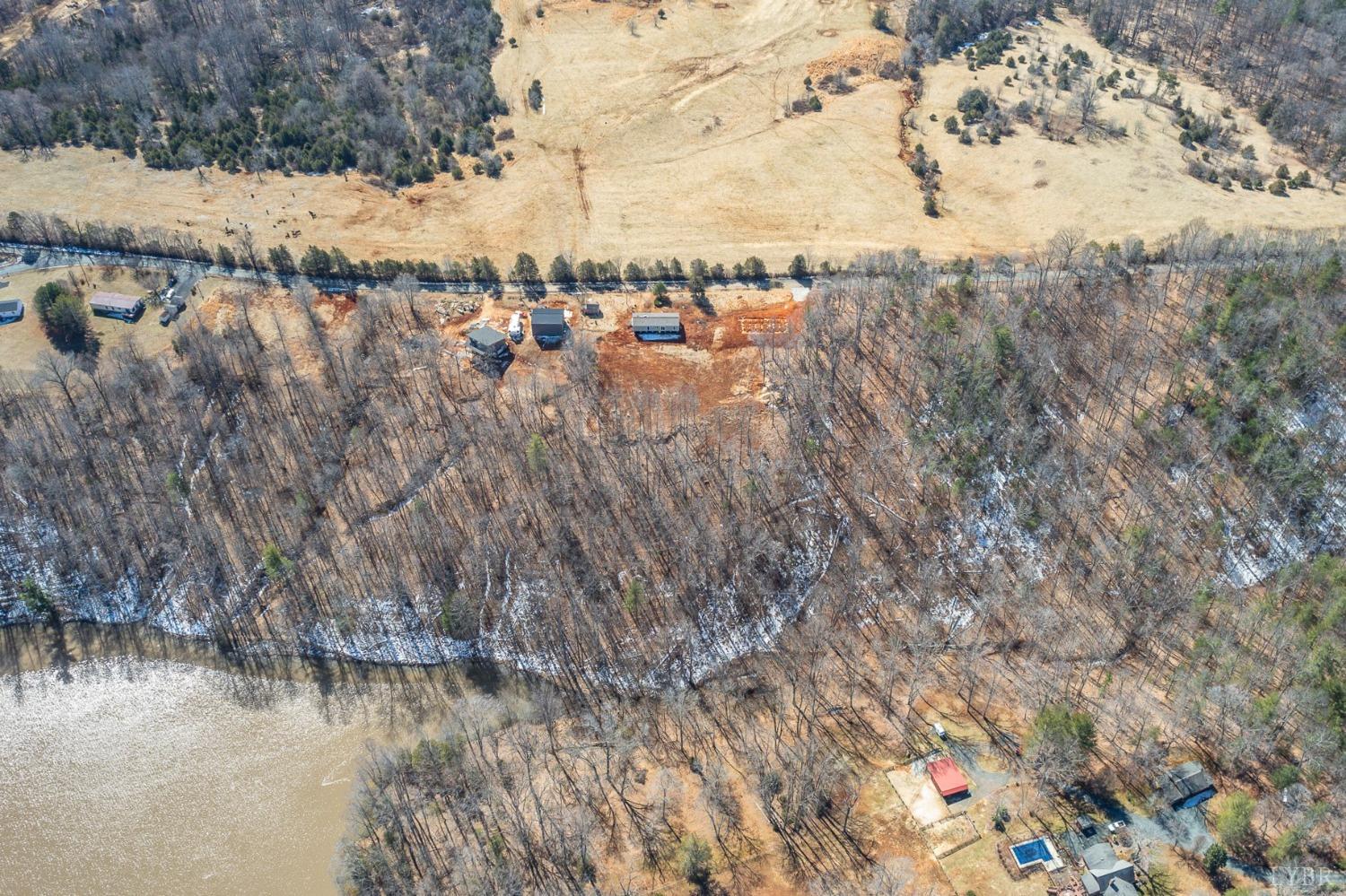 2066 Turkey Mountain Road Amherst, VA 24521 - Photo 10 of 17 a view of lake