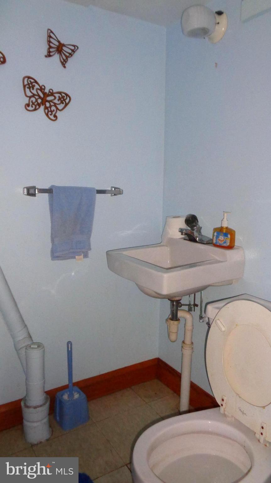 2215 Monocacy Road Baltimore, MD 21221 - Photo 14 of 24 Lower level half bath