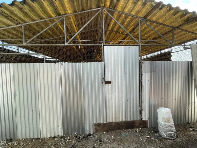 a view of outdoor space