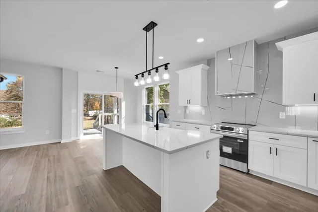 $489,088 | 104 West Avenue, Greenville, SC 29611