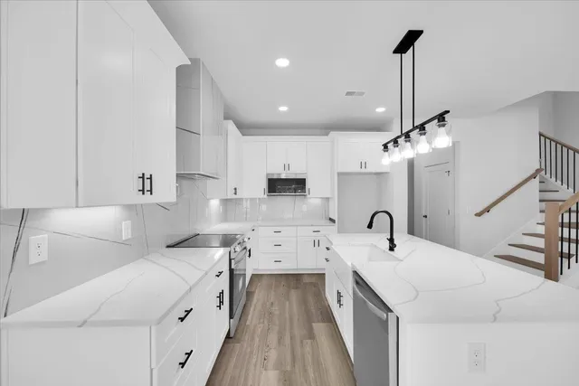 $489,088 | 104 West Avenue, Greenville, SC 29611