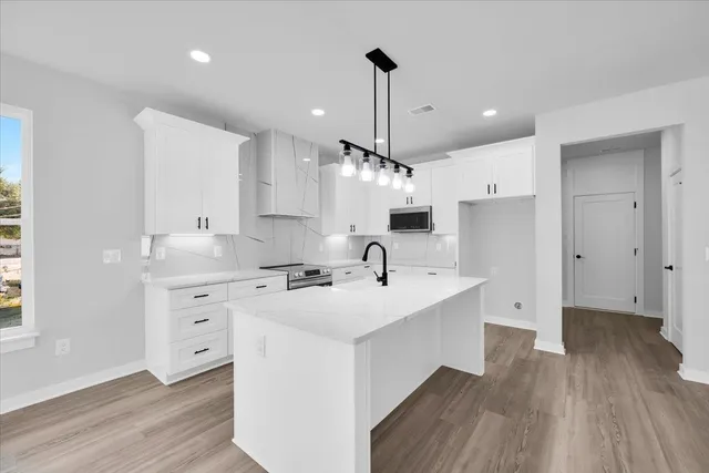 $489,088 | 104 West Avenue, Greenville, SC 29611