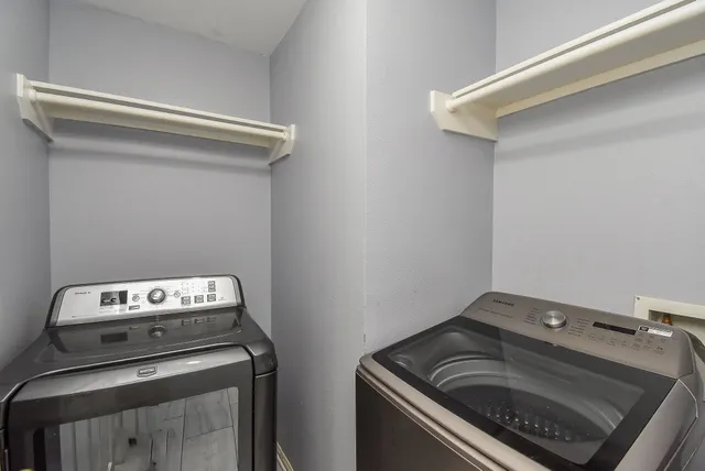 a close up view of washer and dryer