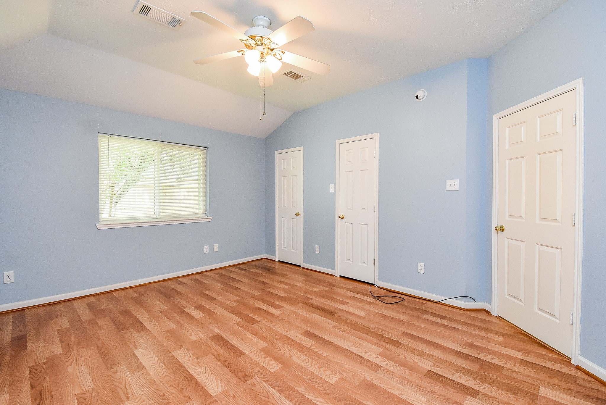 5431 Gosforth Drive Katy, TX 77449 - Photo 7 of 15 a view of an empty room with a window