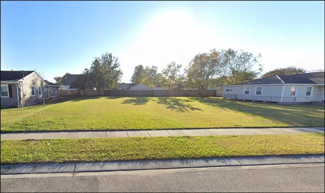 $69,000 | 7218 Anne Street, Arabi, LA 70032