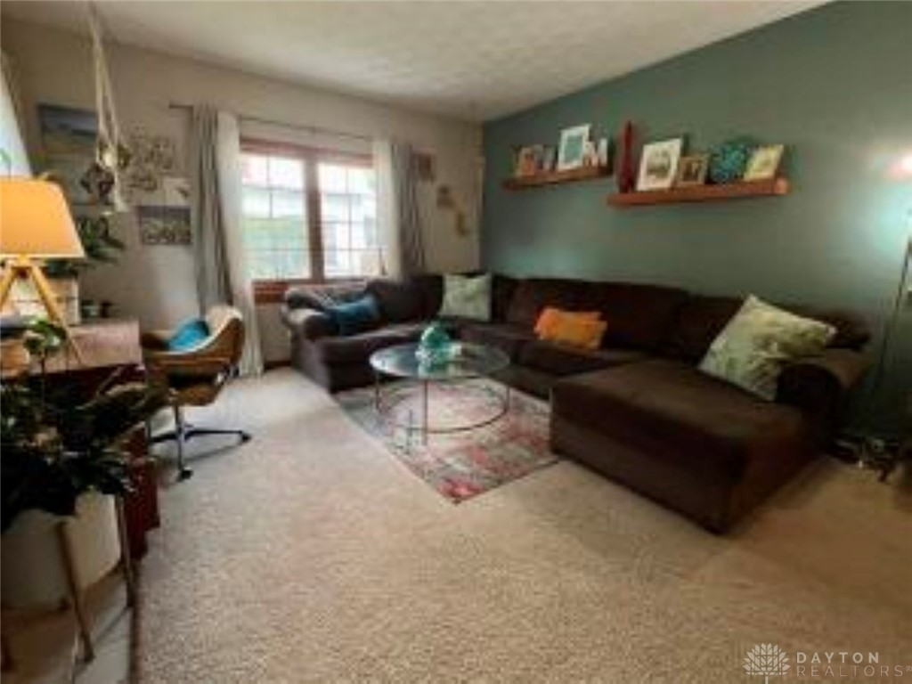 2159 Harshman Boulevard Springfield, OH 45504 - Photo 12 of 33 Gallery Image 12