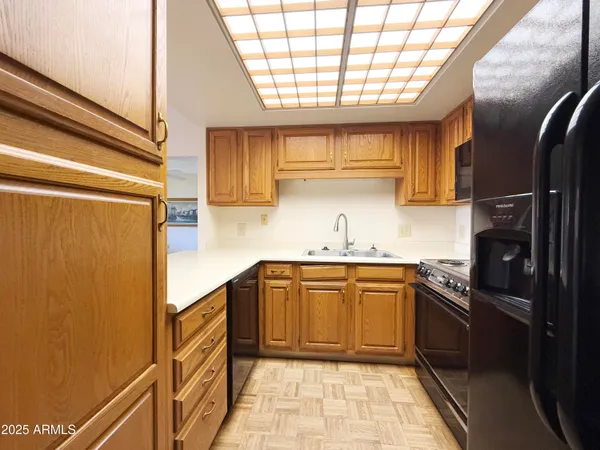 $65,000 | 10330 West Thunderbird Boulevard, Unit C304, Sun City, AZ 85351