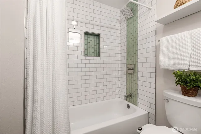 $424,990 | 2219 Eastlake Avenue East, Unit 101, Seattle, WA 98102