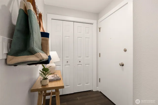 $424,990 | 2219 Eastlake Avenue East, Unit 101, Seattle, WA 98102