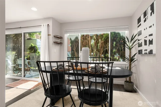 $424,990 | 2219 Eastlake Avenue East, Unit 101, Seattle, WA 98102