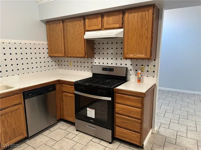 $1,945 | 377 Tobler Drive, Las Vegas, NV 89145