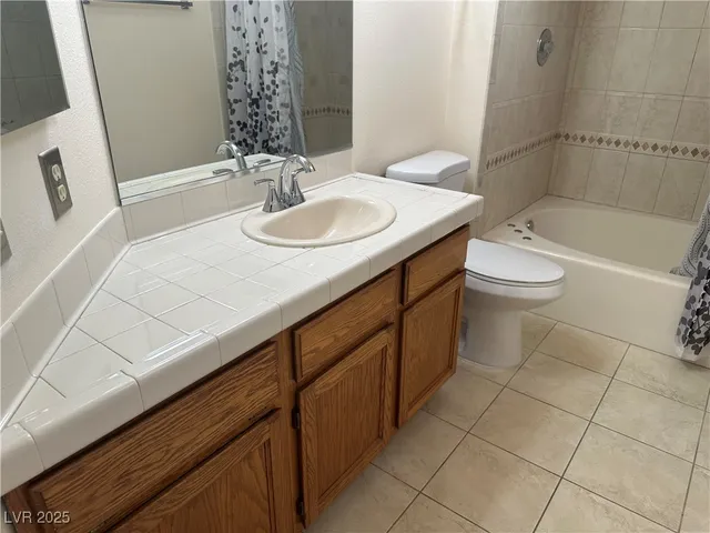 $1,945 | 377 Tobler Drive, Las Vegas, NV 89145