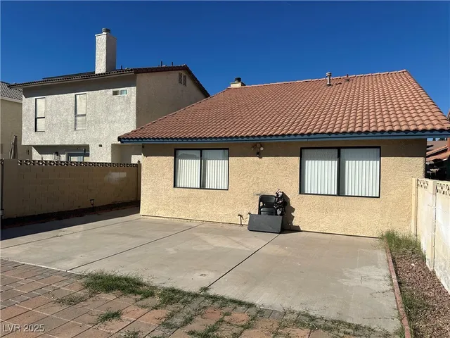 $1,945 | 377 Tobler Drive, Las Vegas, NV 89145