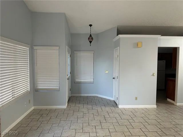 $1,945 | 377 Tobler Drive, Las Vegas, NV 89145