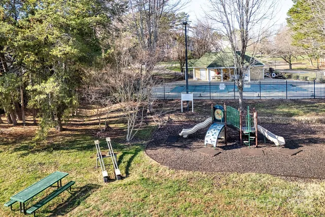 $479,000 | 7638 Sedgebrook Drive East, Stanley, NC 28164