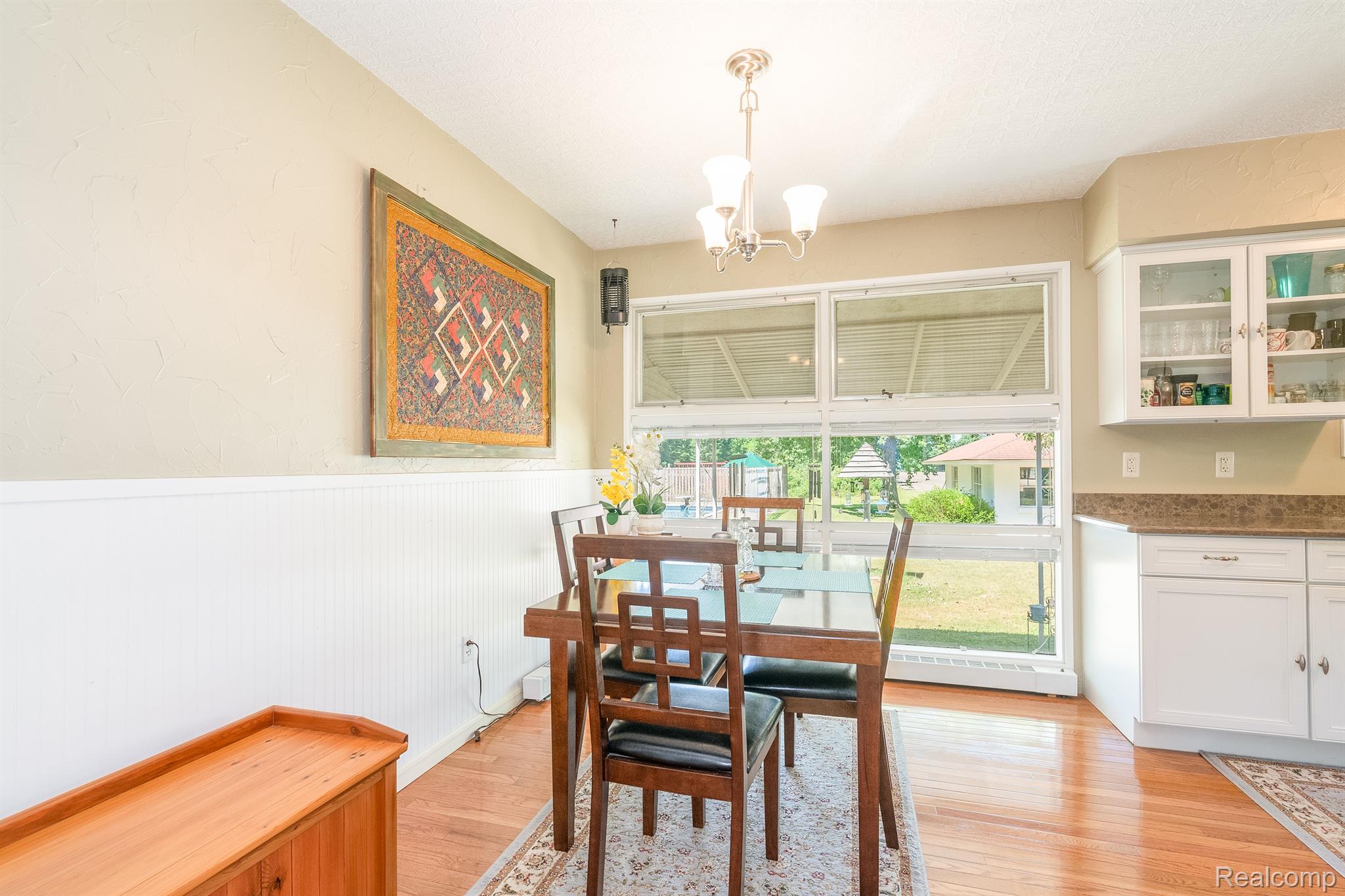 23300 Middlebelt Road New Boston, MI 48164 - Photo 5 of 43 Gallery Image 5