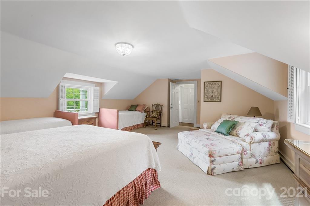745 Lexington Road Asheboro, NC 27205 - Photo 10 of 28 Gallery Image 10