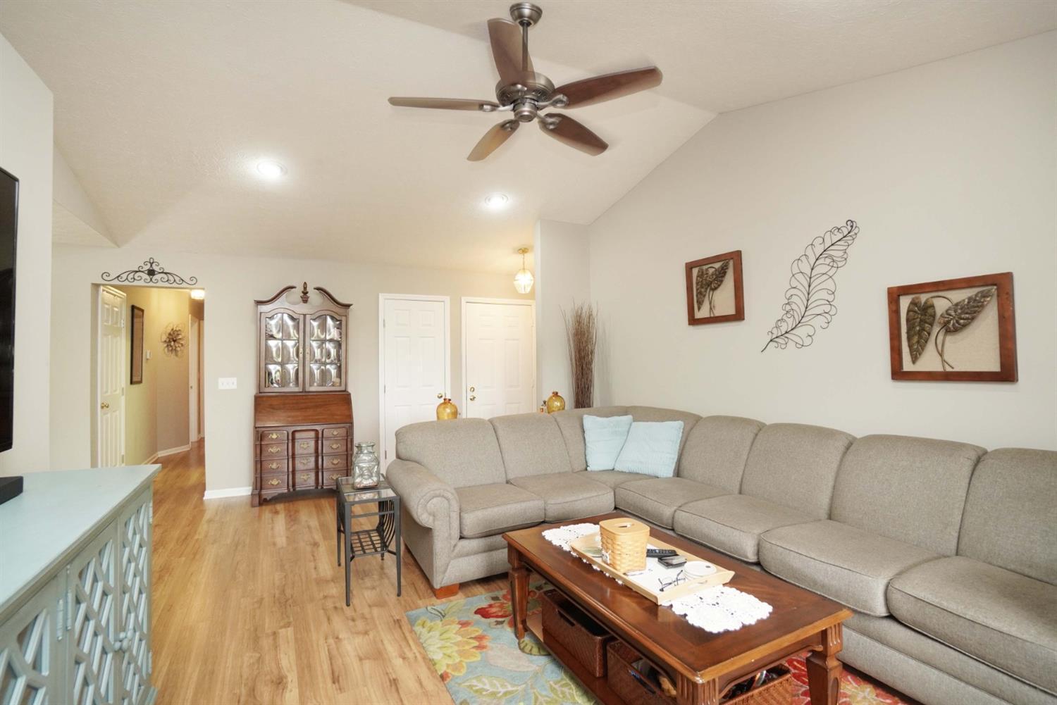 6366 Cheviot Road, Unit 15 Cincinnati, OH 45247 - Photo 6 of 30