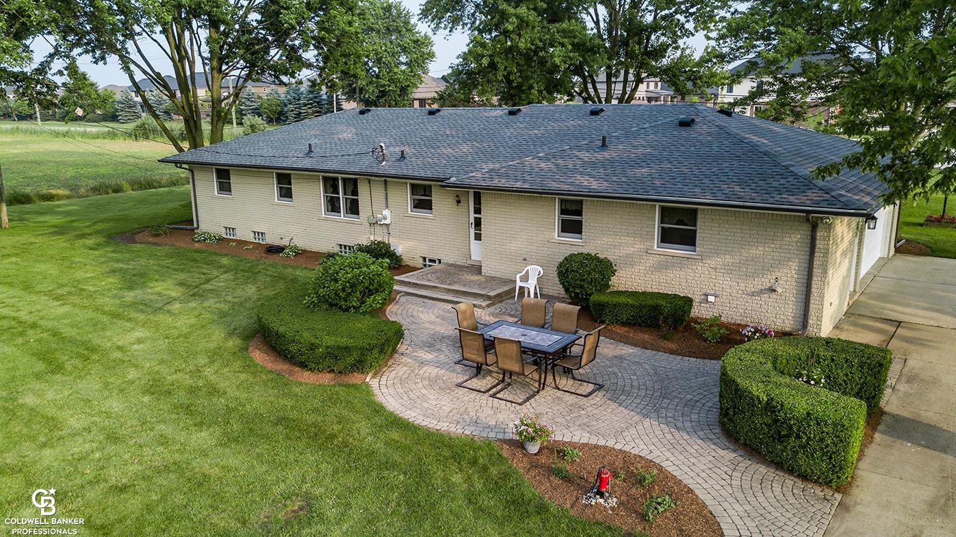 19701 24 Mile Road Macomb, MI 48042 - Photo 11 of 41 50113852-10.JPG