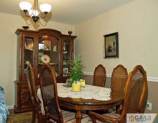 14 Rondell Lane Old Bridge, NJ 08879 - Photo 5 of 10 Gallery Image 5