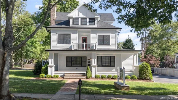 $2,500,000 | 34 Dewey Street, Huntington, NY 11743