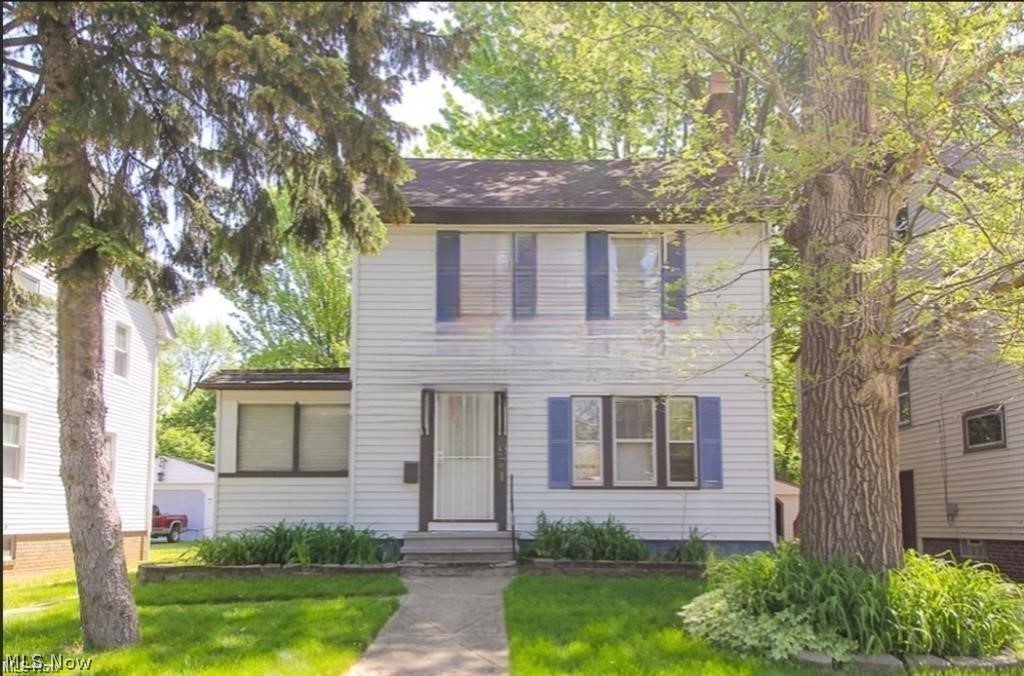 971 Rushleigh Road Cleveland Heights, OH 44121 - Photo 1 of 14