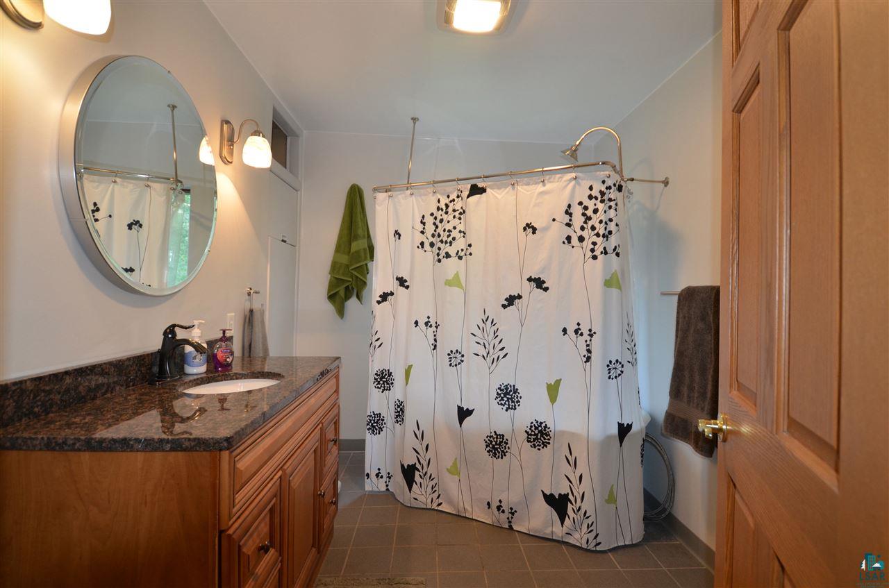 5435 Rice Lake Road Duluth, MN 55803 - Photo 10 of 24 Generous Bath