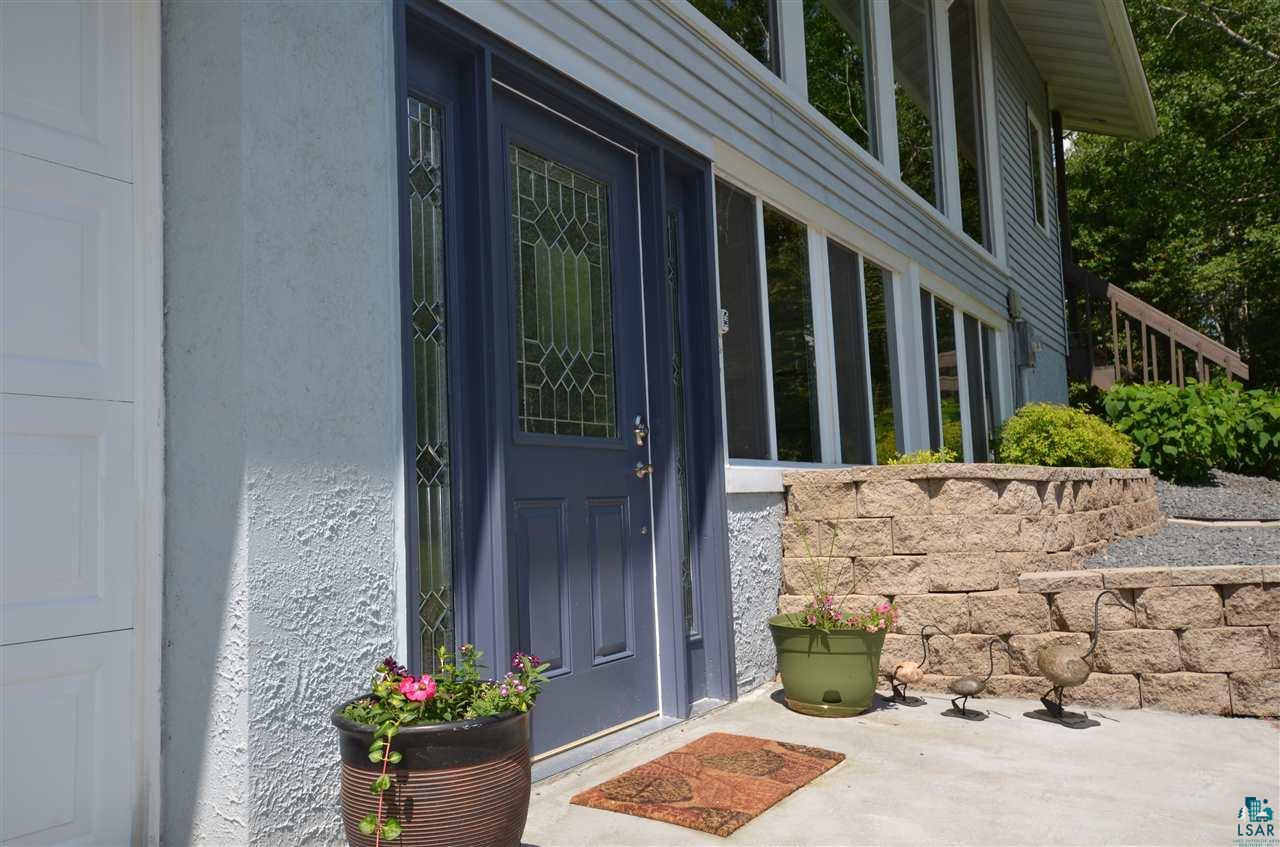 5435 Rice Lake Road Duluth, MN 55803 - Photo 15 of 24 Welcoming Entry