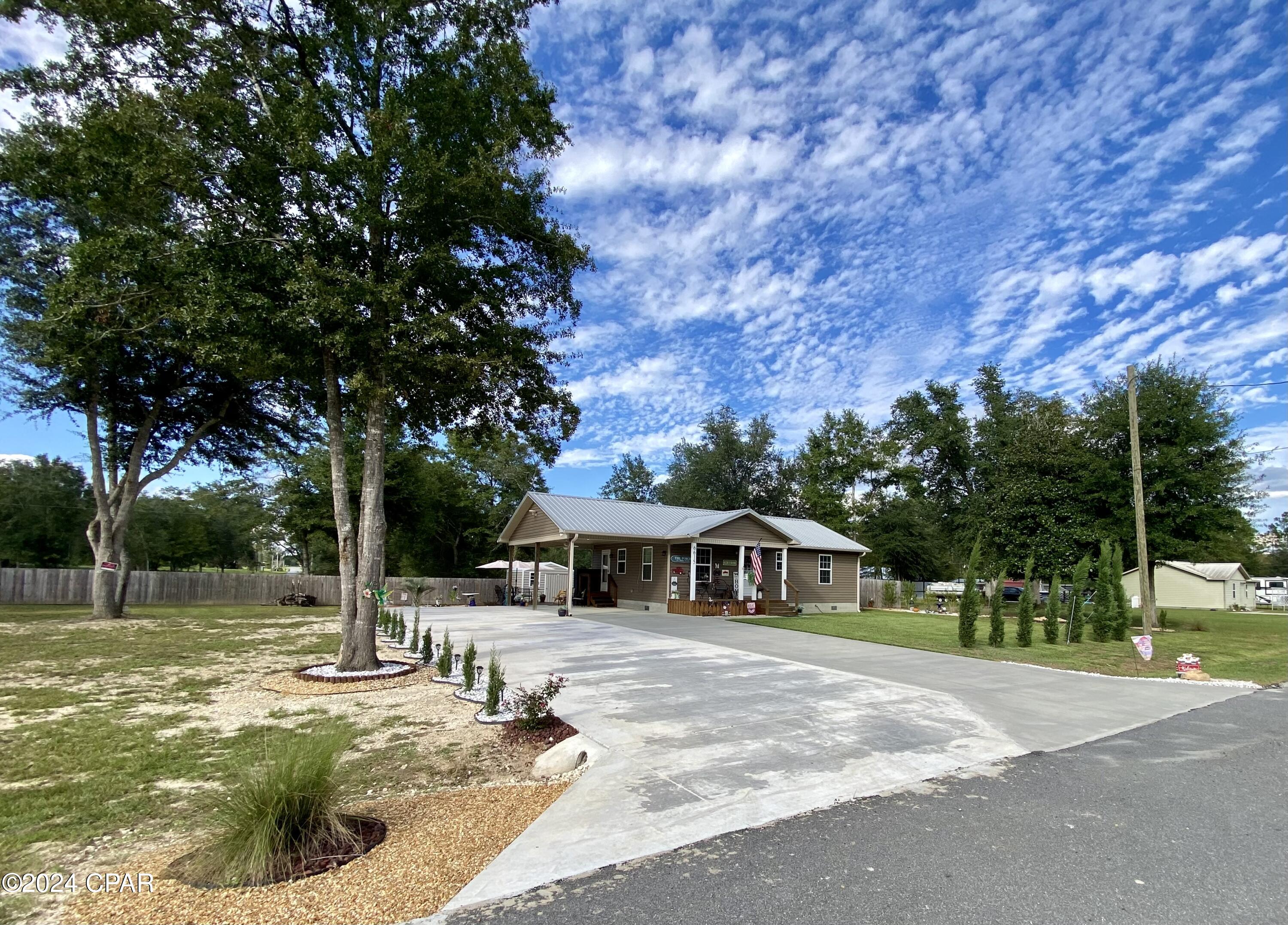 6615 Grande Oak Loop Grand Ridge, FL 32442 - Photo 44 of 51 Gallery Image 44